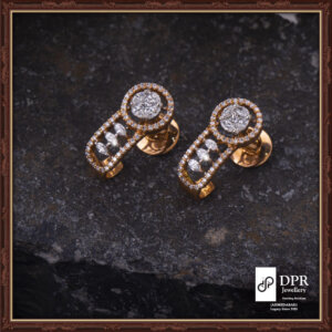 Captivating Bulls Eye - Diamond J Tops with solitaire illusion created using composite setting.